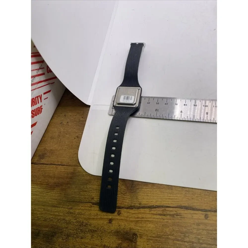 Womens Fusion Sports Watch Works New Battery